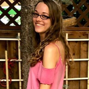 Meet your Posher, Hope